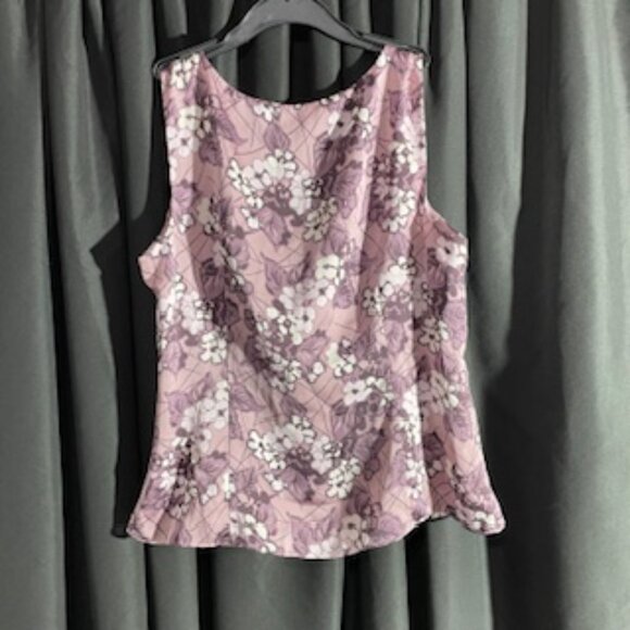 Loft Petite- Purple/Lavender Floral - Picture 2 of 5